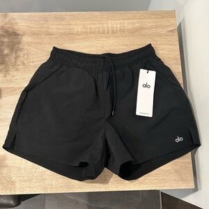 ALO Alumni Shorts